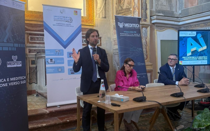 Foto dell'Assessore Ferandelli con il Presidente per la news che esprime solitadietà all'Assessore vittima dell'atto intimidatorio